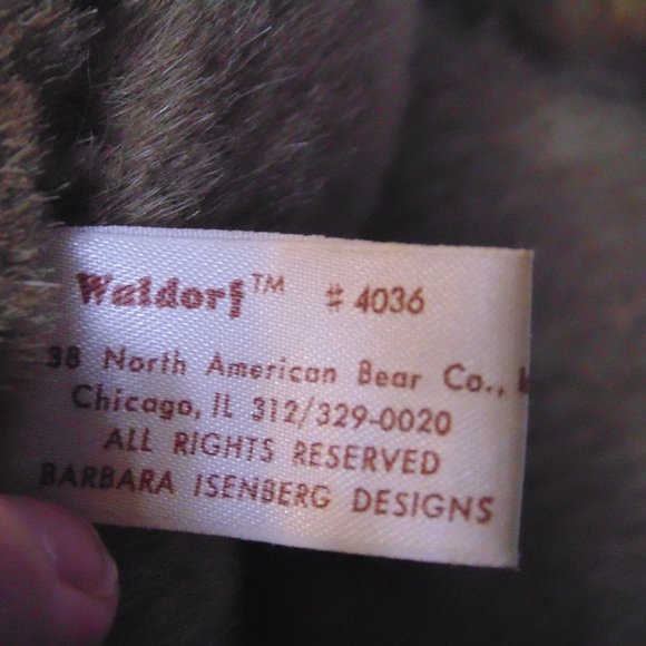 North American Bear Company-Waldorf & Astoria - Picture 3 of 4